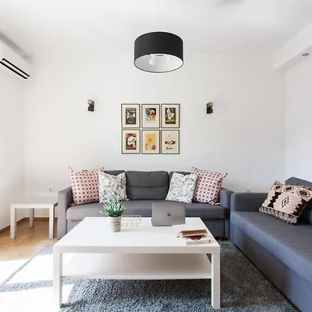 Bright Flat A Step From Metro Station Apartment *