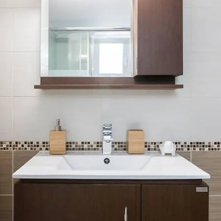 Bright Flat A Step From Metro Station Apartment *